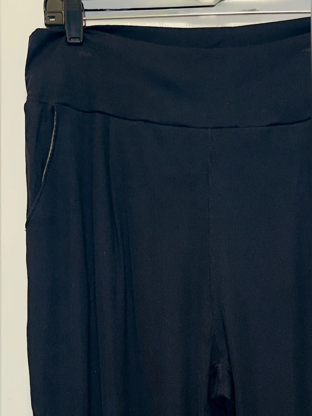 Vuori Lux Pleated High-Waist Harem Jogger Pants X-Large Black - Picture 4 of 7